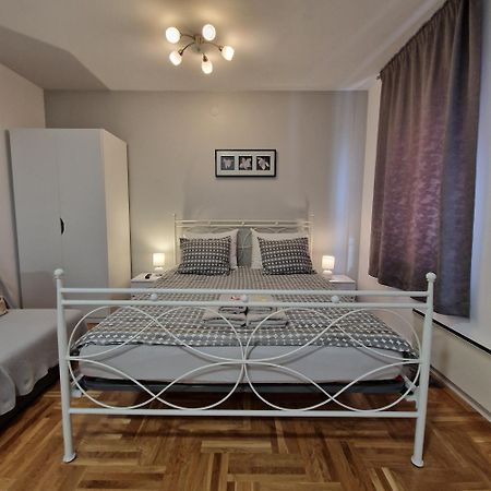 Apartment Mavero-Free Private Parking Zagreb Bagian luar foto
