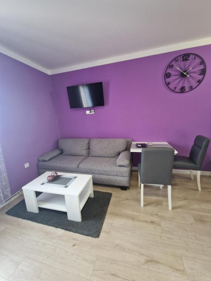 Apartment Mavero-Free Private Parking Zagreb Bagian luar foto